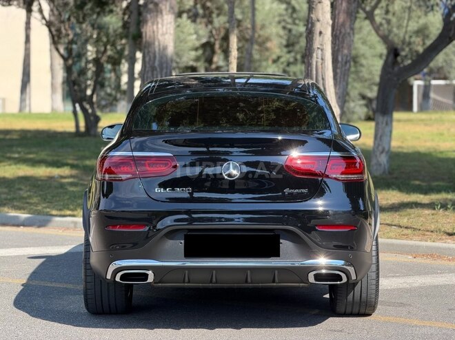 Mercedes GLC 300 4MATIC Coupe-9