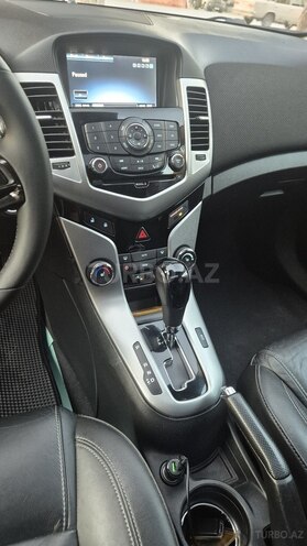 Chevrolet Cruze-9