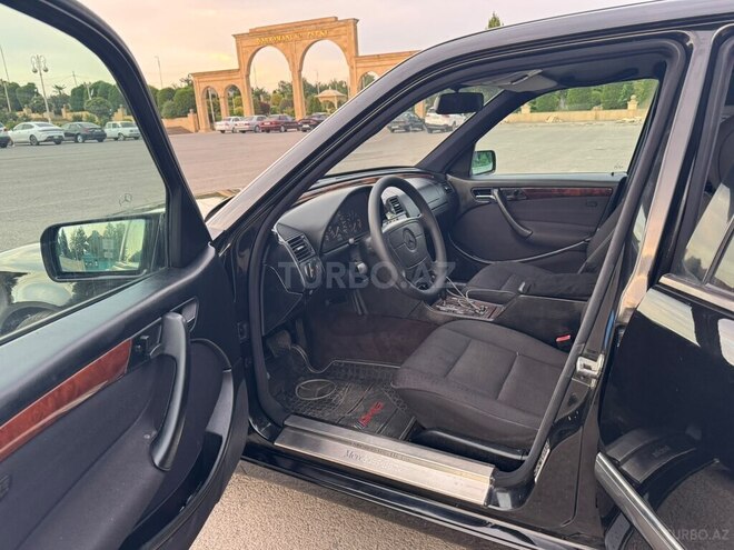 Mercedes C 240-8