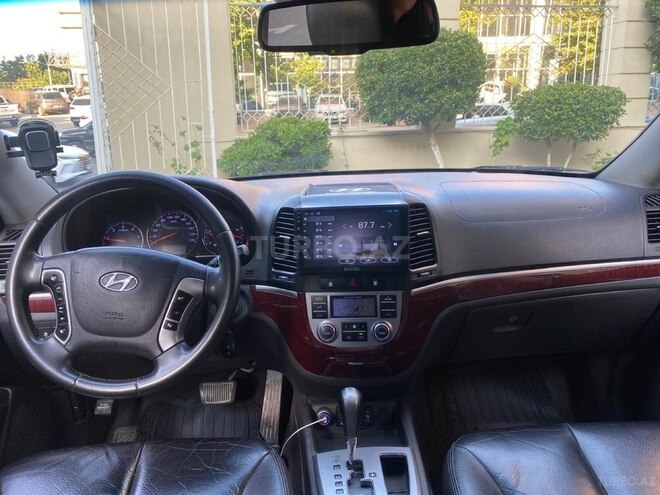 Hyundai Santa Fe-7