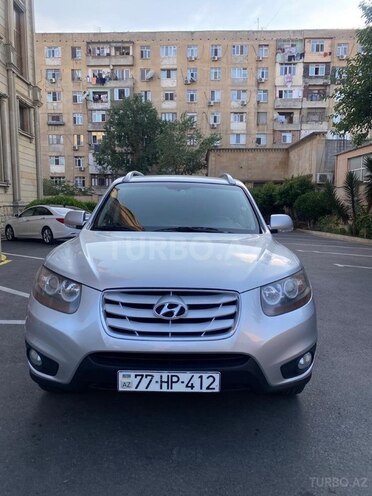 Hyundai Santa Fe-1