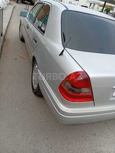Mercedes C 180-8