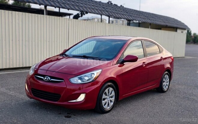 Hyundai Accent-1