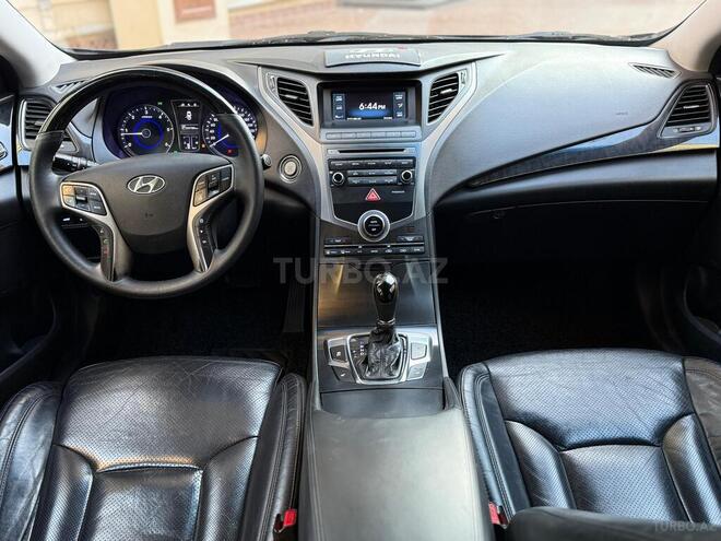 Hyundai Grandeur-13