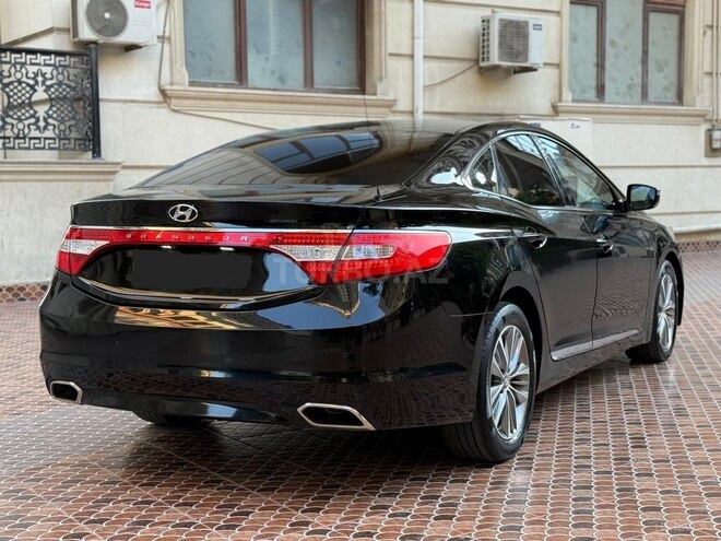 Hyundai Grandeur-4
