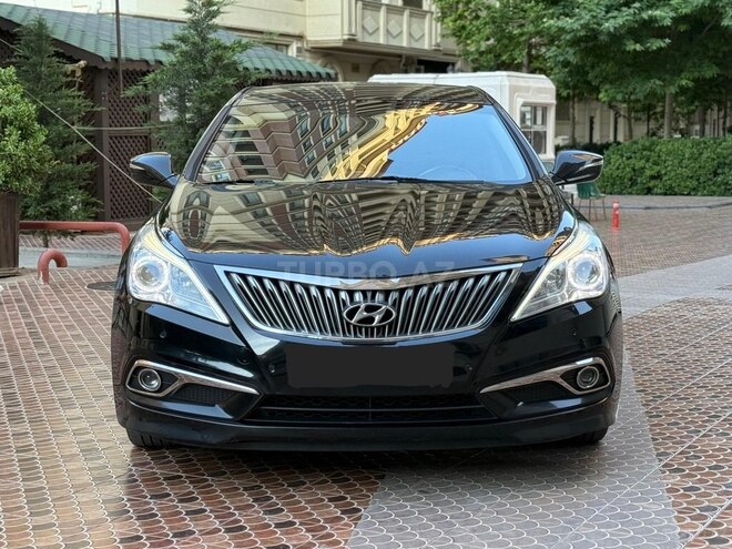 Hyundai Grandeur-1
