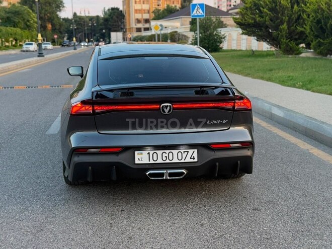 Changan Uni-V iDD-5