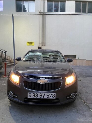 Chevrolet Cruze-1