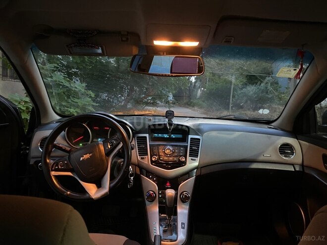 Chevrolet Cruze-5