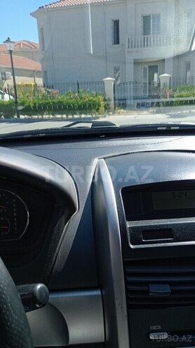 Mitsubishi Galant-3