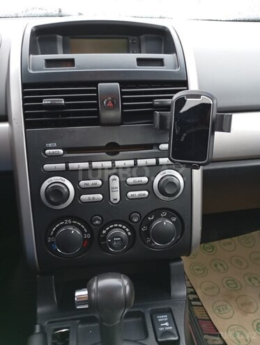 Mitsubishi Galant-9