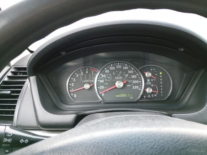 Mitsubishi Galant-11