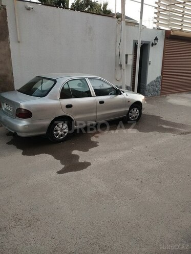Hyundai Accent-6