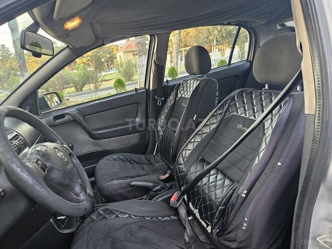 Opel Astra-10