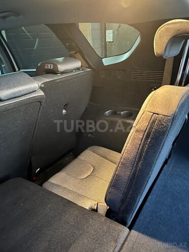 Hyundai Santa Fe-9