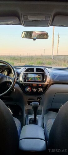 Toyota RAV4-5