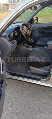 Toyota RAV4-7