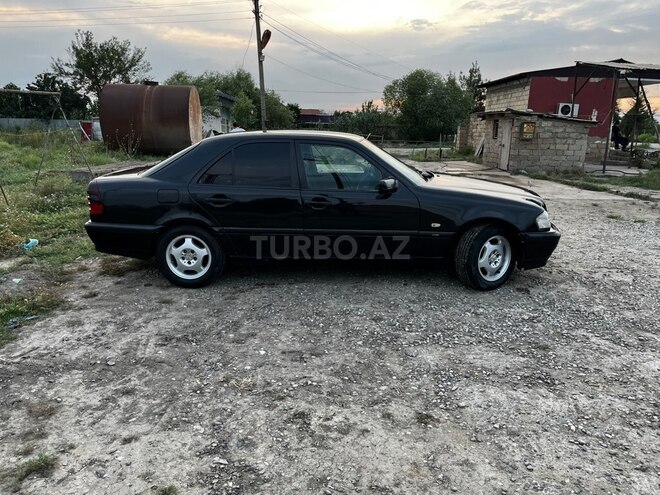 Mercedes C 180-4