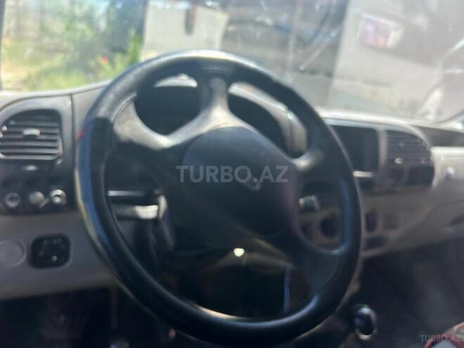Ford Transit-9