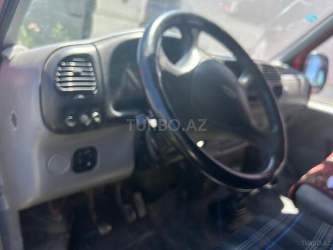 Ford Transit-4