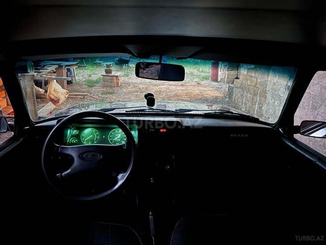 LADA (VAZ) 2107-4
