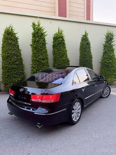 Hyundai Sonata-2