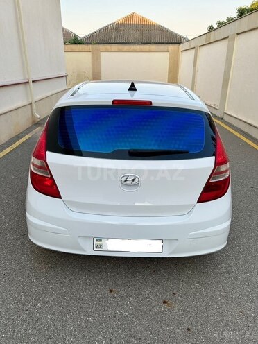 Hyundai i30-2