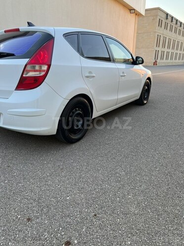 Hyundai i30-6