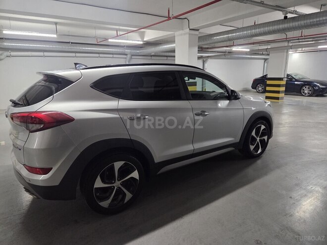 Hyundai Tucson-8