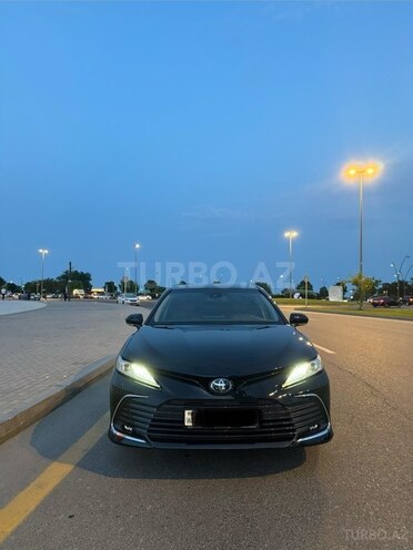 Toyota Camry-1