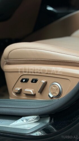 Hyundai Grandeur-9