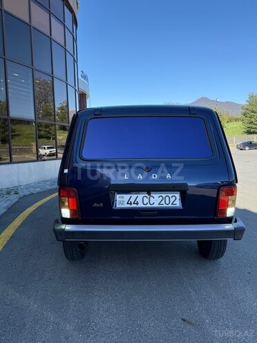 LADA (VAZ) Niva-9