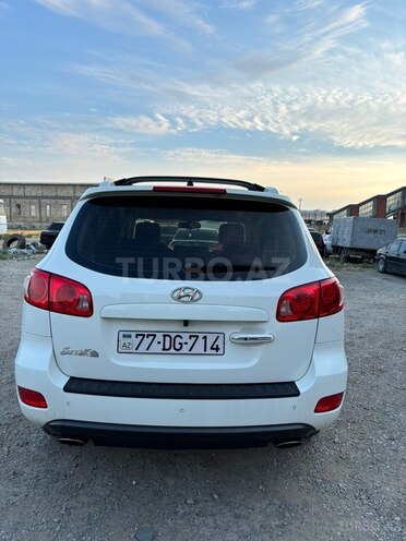 Hyundai Santa Fe-8