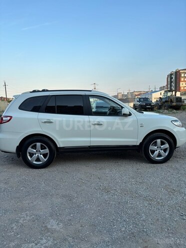 Hyundai Santa Fe-5