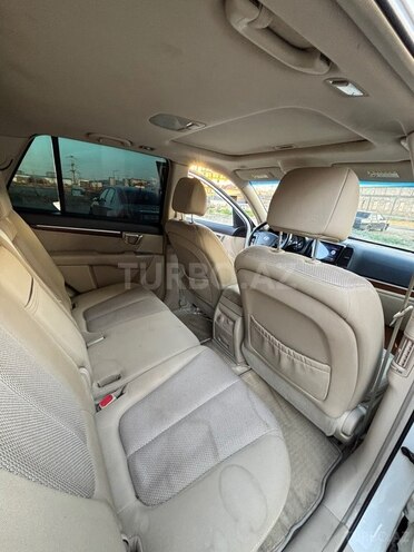 Hyundai Santa Fe-11
