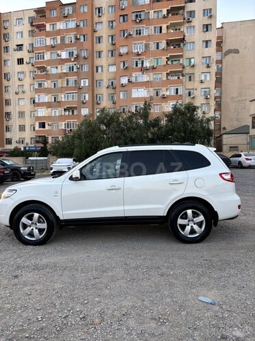 Hyundai Santa Fe-4