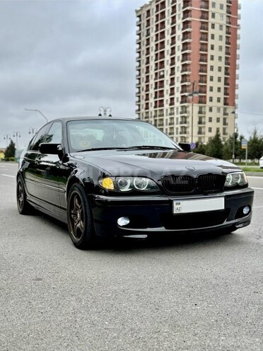 BMW 320-1