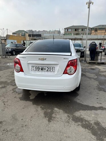 Chevrolet Aveo-4