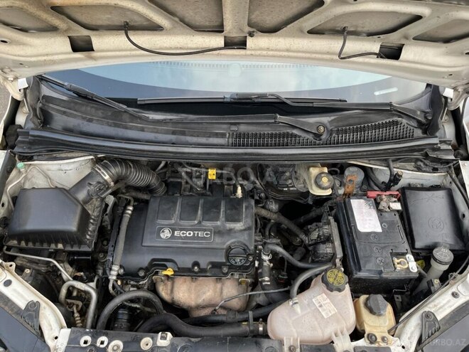 Chevrolet Aveo-6