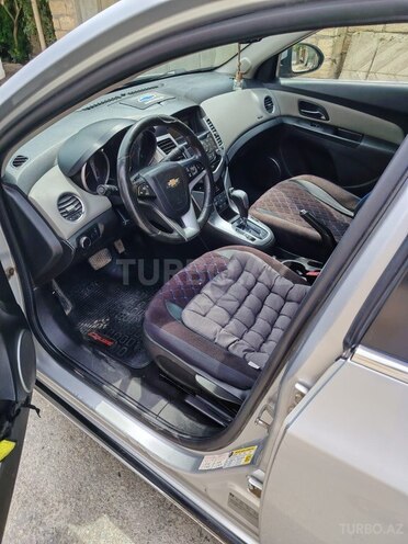 Chevrolet Cruze-5