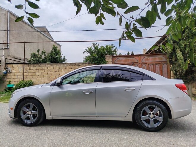 Chevrolet Cruze-3