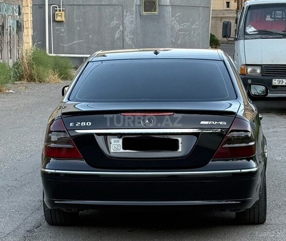Mercedes E 320-7