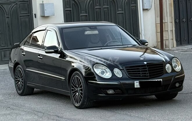Mercedes E 320-5