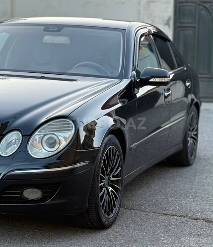 Mercedes E 320-6