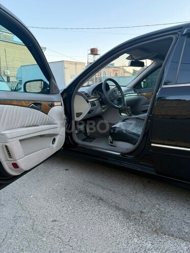 Mercedes E 320-10