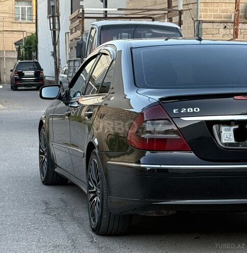 Mercedes E 320-8