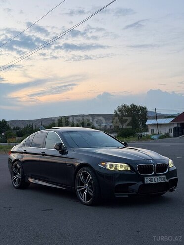 BMW 528-2