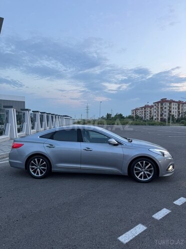 Hyundai Grandeur-8
