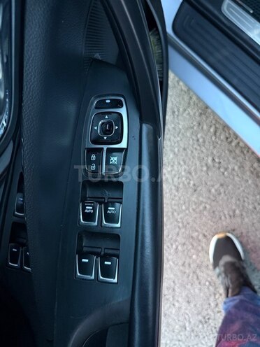 Hyundai Grandeur-12