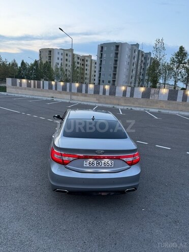 Hyundai Grandeur-9